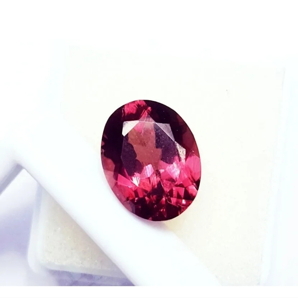 Bright Certified Rhodolite Garnet ✨️ - Picture 3 of 11